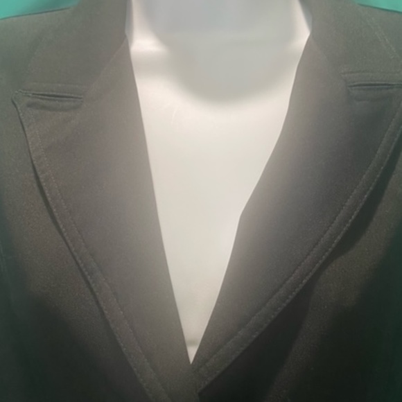 Black Juniors Blazer - Picture 6 of 11